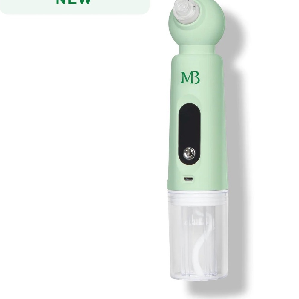 Water-powered suction for clearer, smoother-looking skin.